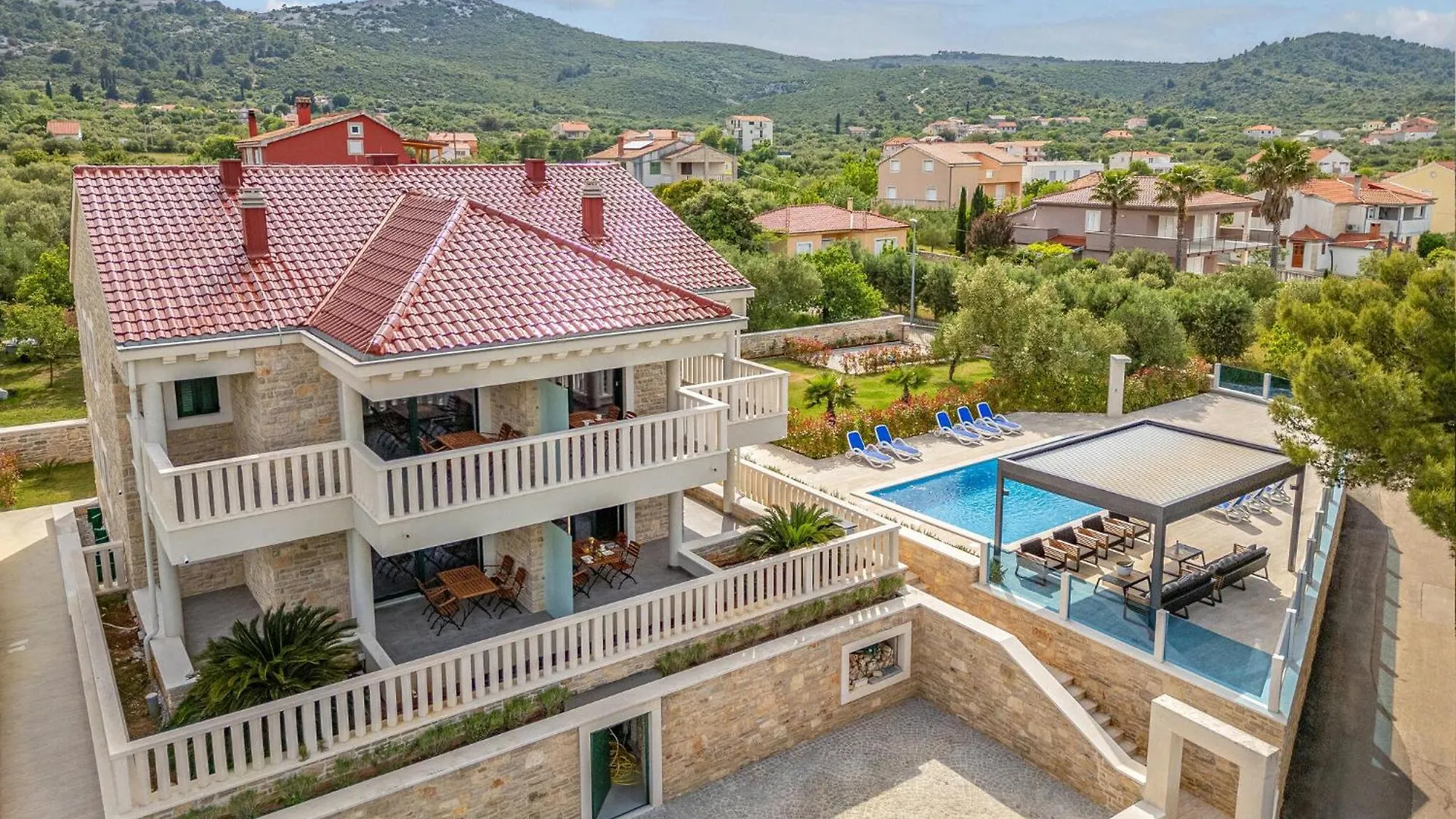 Gorgeous Apartment In Mrljane With Jacuzzi 0*,  Chorvatsko