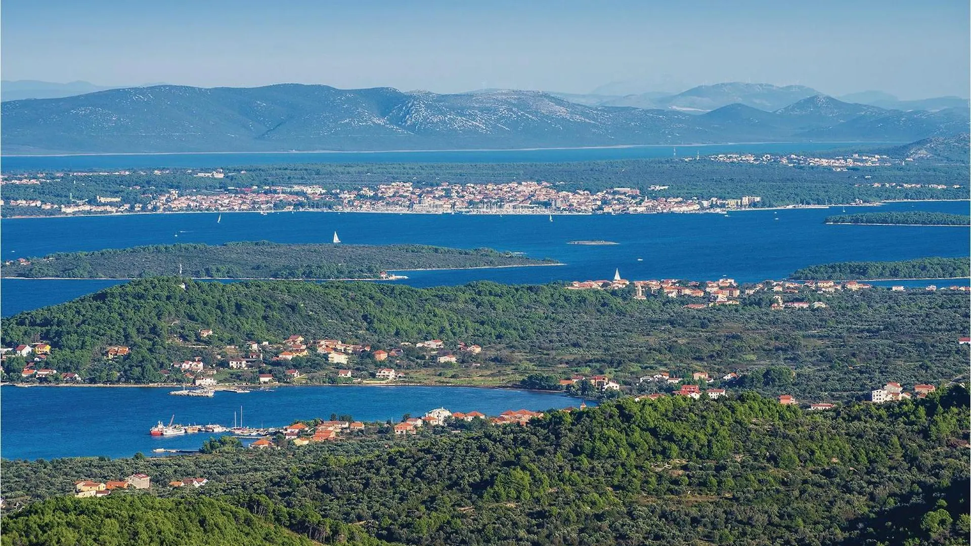 Gorgeous Apartment In Mrljane With Jacuzzi Chorvatsko